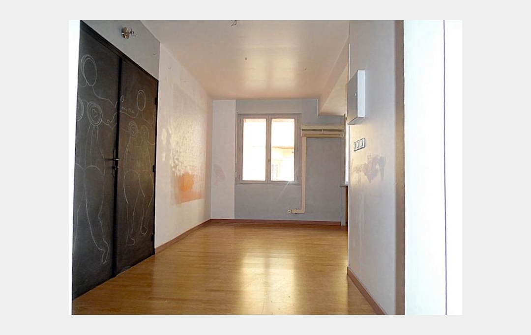 Annonces PONT ST ESPRIT : Appartement | PONT-SAINT-ESPRIT (30130) | 36 m2 | 47 000 € 